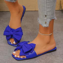 New Women's Solid Color Flat Slippers 2026 Summer Fashion Bow Design Sandals Outdoor Lightweight Casual Beach Slippers Plus Size