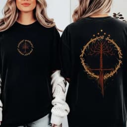 Fantasy Book Lover T-shirt Middle Somewhere Shirt Dark Fantasy Graphic Streetwear Oversized Tee Bookish Gift for Fantasy Readers