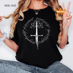 Fantasy Book Lover T-shirt Middle Somewhere Shirt Dark Fantasy Graphic Streetwear Oversized Tee Bookish Gift for Fantasy Readers