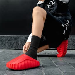 Summer Men's Massage Slippers Indoor Outdoor Sandals Beach Comfortable Soft Slides Clogs Casual Shoes Men Women Home Slippers