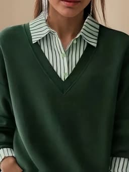 Women's solid-color long-sleeve polo shirt with color-block collar design stylish and casual knitted top for spring and summer