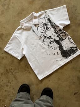 Men's White Short-sleeved Polo Shirt with Punk Guitar Print, Y2K American Trendy Streetwear, Fashionable Retro Classic Shirt.