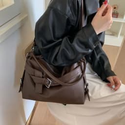 Fashionable Large Capacity Shoulder Bag Black Soft Leather Motorcycle Handbag Tote Bag Women