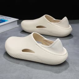 Men Slippers WaterProof Anti Skid Chef Shoe Breathable Slip on Casual Home Slippers Lightweight Beach Sandals Male Garden Clogs