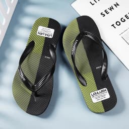 Color Blocked Flip Flops Summer Men's Shoes Vacation Beach Shoes Soft House Slides Wear Resistant Slip Resistant Lightweight
