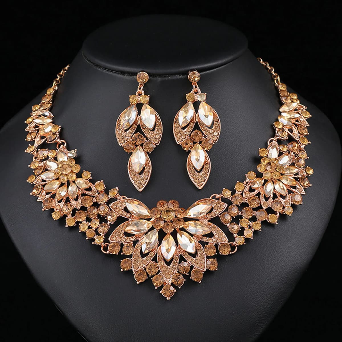 Vintage Rhinestone Choker Necklace Earrings Set Bridal Women Geometric Crystal Necklaces Wedding Party Costume Jewelry Set