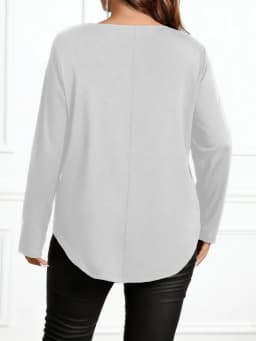 Women's Plus Size Scalloped V-Neck Long Sleeve Blouse for Elegant and Chic Style