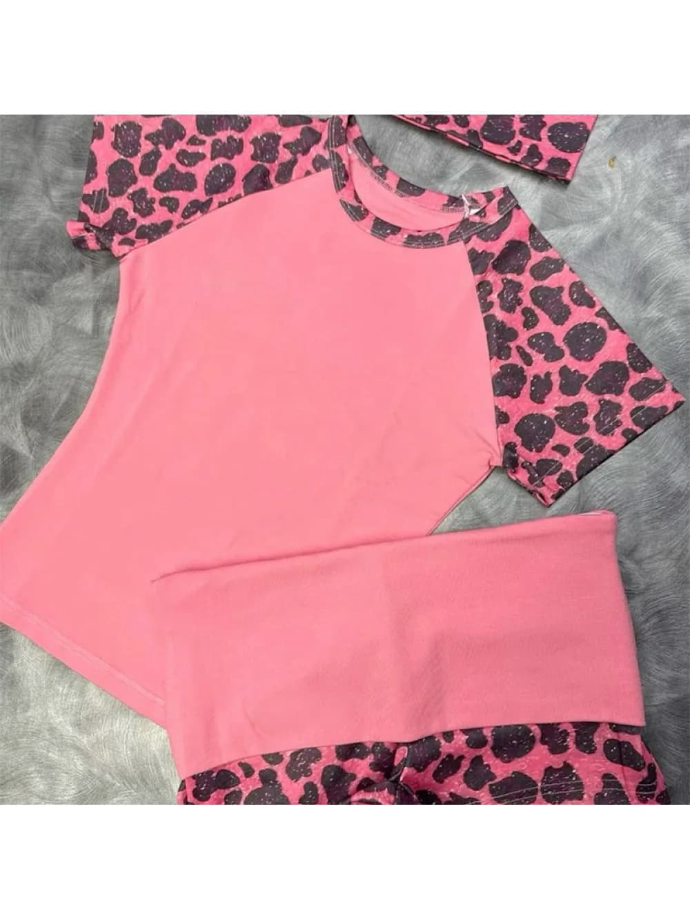 2026 New American Retro Leopard Pattern Splicing Top and Shorts Set Y2K Punk Street Fashion Trend Personalized Casual Hot Girl