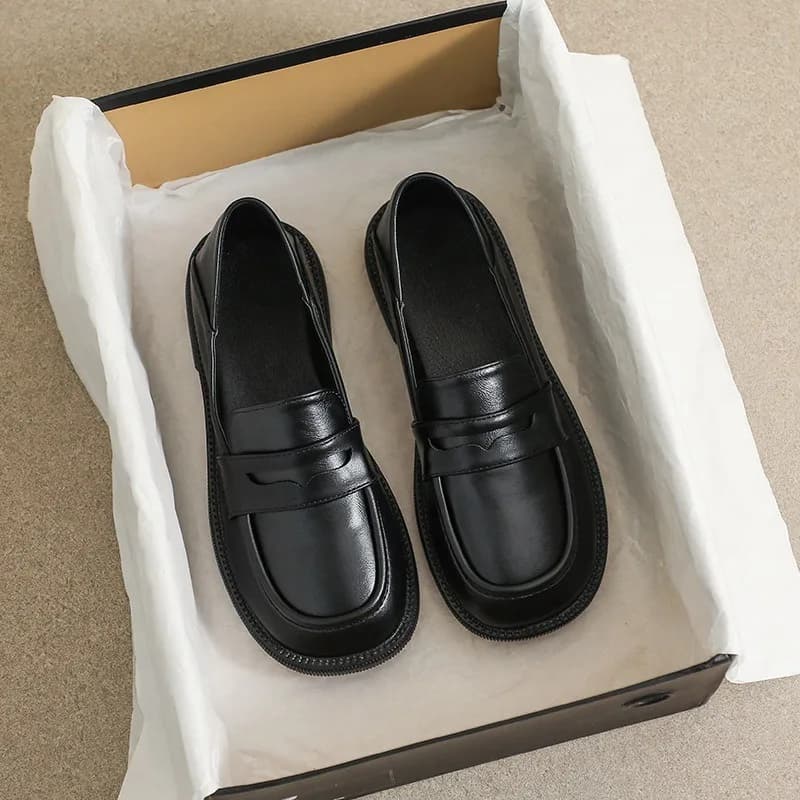 Women's Soft Sole Loafers - Comfortable Slip-On Flats, Suitable for Commuting and Casual Wear, Minimalist Design, Mother's Shoes