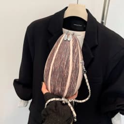 Novelty Sunflower Seed Crossbody Bag Cute 3D Seed-Shaped Chain Purse Funny Design Sense Fashion Mini Shoulder Bag for Women
