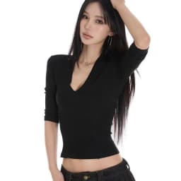 Women's Y2K Black V-Neck Drop Shoulder Short Sleeve Crop T-Shirt Summer Slim Fit Unique Casual Tee Tops Pro Choice Women Clothes