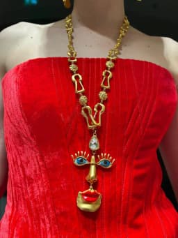 Baroque Style Exaggerated Red Lips With Eyes Dangle Earrings For Women Jewelry Vintage Ethnic Statement Earrings Accessories
