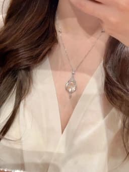 925 Sterling Silver White Crystal Starburst Mesh Pendant Telescopic Necklace Accessory-Niche Design,High-End,Versatile for Women