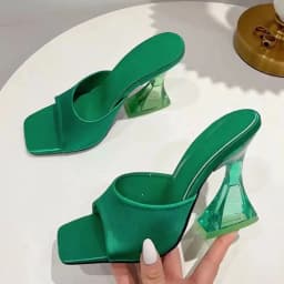2026 New Summer Fashion Bare Toed Square Head Mid-heel Shoes Pleated Chunky Sandals with A Line Single Shoe Women