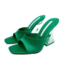 2026 New Summer Fashion Bare Toed Square Head Mid-heel Shoes Pleated Chunky Sandals with A Line Single Shoe Women
