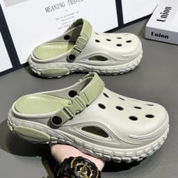 2026 Summer New Men's Thick Sole Anti-Slip Outdoor Casual Beach Sandals
