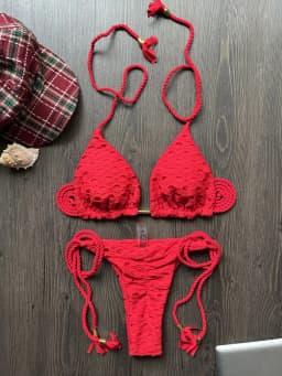 New Red Special Fabric Bikini Set Sexy Women's Hollow Fabric Split Swimsuit Summer Beach Bikini