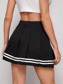 Women's High Waist Pleated Mini Skirt with Striped Hem, Casual A-line Short Skirt for Daily Wear and Cheerleading