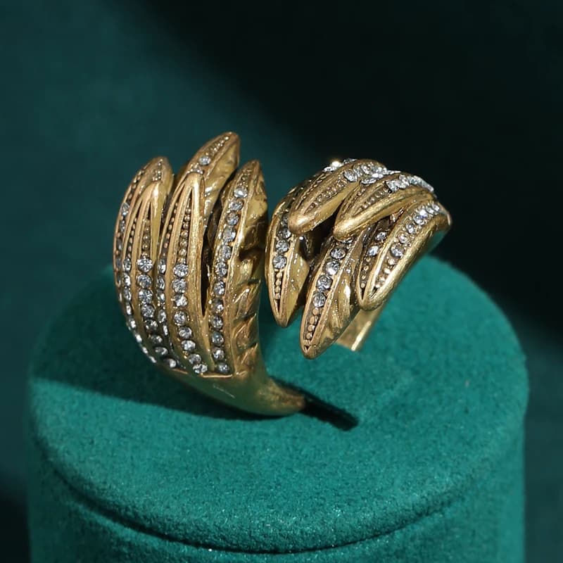Antique Gold Plated Vintage Large Feather Rings High Luxury Palace Rhinestone Wing Retro Jewelry Women Art Deco 2026 Wedding
