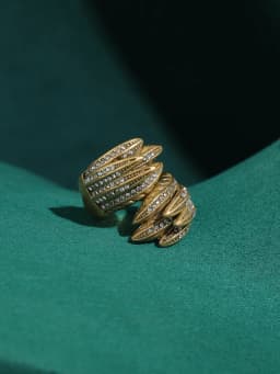 Antique Gold Plated Vintage Large Feather Rings High Luxury Palace Rhinestone Wing Retro Jewelry Women Art Deco 2026 Wedding