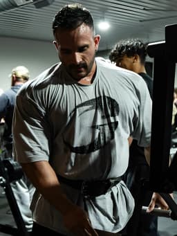 GYM Big G Short-sleeved Fitness Lifting Iron Loose-fitting Breathable Sweat-absorbing Thin Men's T-shirt Muscle Design