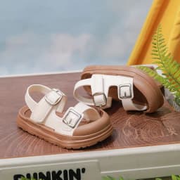 Fashion Solid Korean Kid Sandals Summer New Versatile Anti Slip Soft Bottom Girl Boy Beach Sandal Kindergarten Anti Kick Sandals
