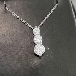 Rrjzz Brilliant D-Color Round 4mm&5mm&6mm Full Moissanite Diamond Three Stone Pendant Necklace for Women Birthday Jewelry Gifts
