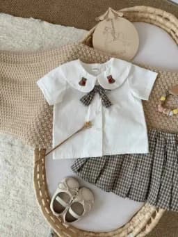 Girls' summer outfit set summer new style children's short sleeved，Bear Embroidery  T-shirt pleated skirt stylish two-piece set