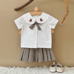 Girls' summer outfit set summer new style children's short sleeved，Bear Embroidery  T-shirt pleated skirt stylish two-piece set