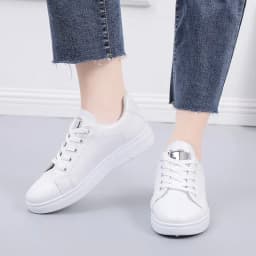 Spring Women Casual Shoes White Breathable Embroidered Flower Lace-Up Women Sneakers Fashion Korean Version Women Tennis Shoes