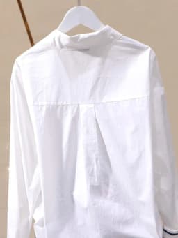 Designer-Inspired Niche Vertical Stripe Slim-Fit Pure Cotton Embroidered Shirt for Women, New Spring and Autumn Style, Versatile Ethnic Style Long-Sleeve Blouse