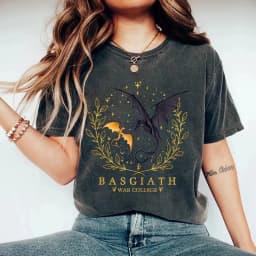 Basgiath War College Shirt: Fourth Wing Inspired Dragon Tee Clothing Graphic Short Sleeve Shirt Men Women for Spring and Summer