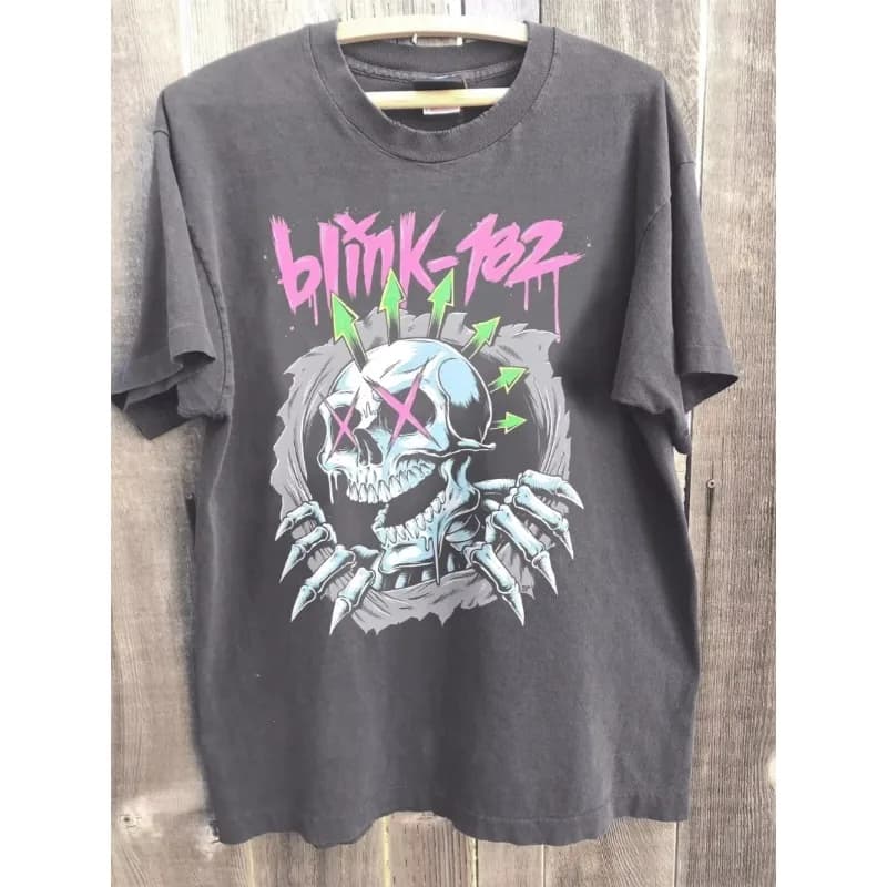 Charcoal gray neutral T-shirt men's clothing Blink-182 American band music pattern
