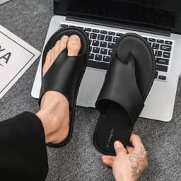 High Quality Mens Slippers Fashion Flip Flops Leather Breathable Sandals Non-slip Casual Footwear Lightweight Clogs Roman Flats