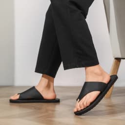 High Quality Mens Slippers Fashion Flip Flops Leather Breathable Sandals Non-slip Casual Footwear Lightweight Clogs Roman Flats