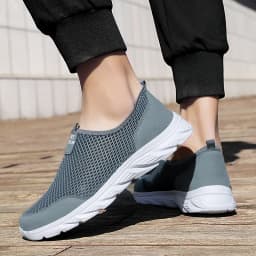 Summer Mesh Casual Shoes For Men Breathable Low-cut Men's Running Shoes Outdoor Non-slip Lightweight Sneakers Man Slip-on Shoes