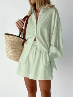 2026 Fashion Trend Plain Color Jacquard Bubble Sleeve Shirt with Shorts Commuter Casual Suit for Women