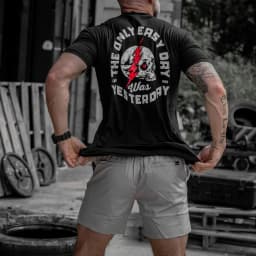 Only Easy Day Was Yesterday Skull Men's T-Shirt - Combat Iron Military T-shirt - Suitable for Sports Wear Pure Cotton