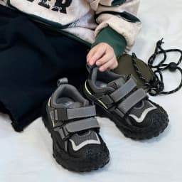 Kids Chunky Sneakers 2026 New Winter Cotton Velcro Shoes with Spiked Lug Sole Anti Slip Tire Bottom Street Style for Boys Girls​