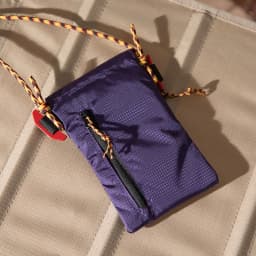 Color-Blocking Crossbody Phone Bag, Fashionable Dopamine Bag for Travel, Multi-Functional Casual Commuting Shoulder Bag, Small Tissue Bag
