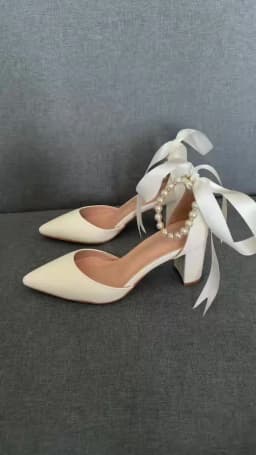 Ladies White High Heels with Pearl Ribbon Sandals Evening Gown Shoes Wedding Footwear Elegant Women's Footwear