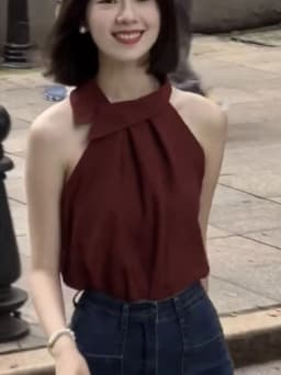 Elegant Halter Sleeveless Summer Top Women Casual Off shoulder T shirt Daily Outdoor Korean Chic Cropped Tank Top Solid color