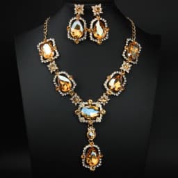 Fashionable full-diamond gemstone retro large glass crystal necklace and earrings set - women's personalized accessories