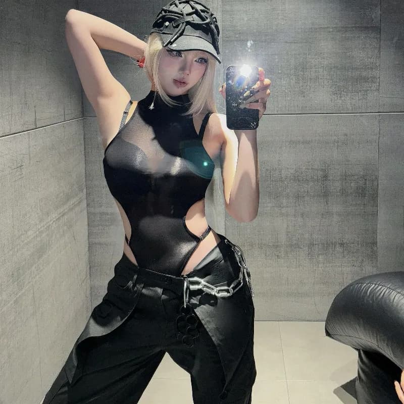 2026 Summer Fashion New Spicy Girl Tight Hollow Design Jumpsuit Slim Fit Hanging Neck Exposed Back Sexy Base Outfit