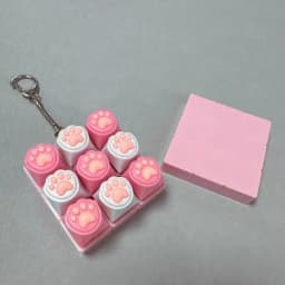 Cute Cat Claw Keychain 9 Keys Keyboard Decompression Keyring Clicker Button Stress Relief for Adult Office Anxiety Finger Keycap