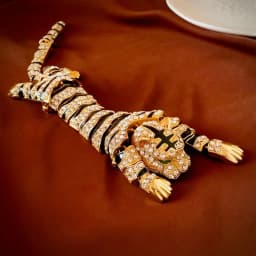 1 Piece Set Rhinestone Tiger Brooch, Bold Light Luxury Style, Suitable for Suit Jacket Accent / Formal Wear / Unique Holiday Gif