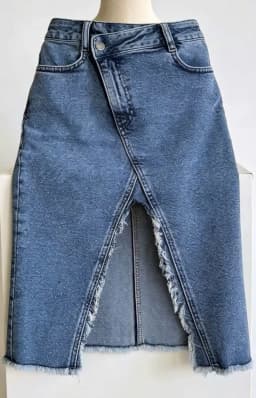 High-waisted Denim Skirt with Side Slit and Raw-edge Hem