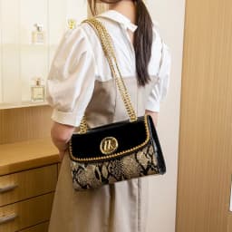 LK Manufacturer Direct Sale Fashion Versatile High-End Snake Print Glossy Leather Single Shoulder Crossbody Chain Bag