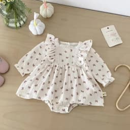 Baby Spring and Autumn Thin Diaper Cover Dress, Small Size for Girls, Princess Dress for One-Year-Old Babies