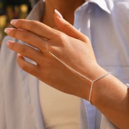 Trendy Stainless Steel Zircon Beads Back of Hand Chain Finger Bracelet Fashion Chic Sexy Jewelry Waterproof Wholesale Gift 2026